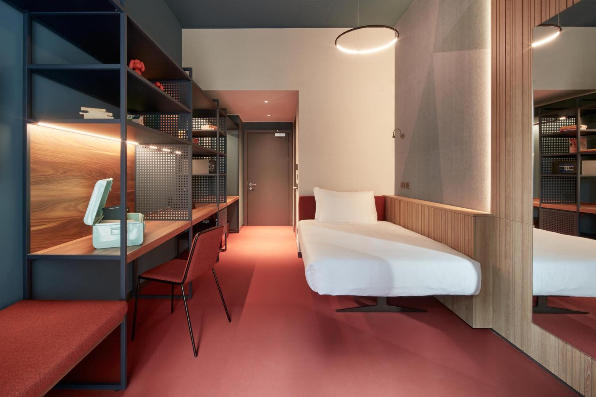 21 House Of Stories Navigli 4* Mailand